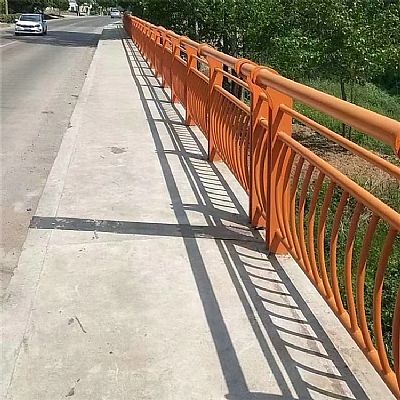 防撞護(hù)欄
